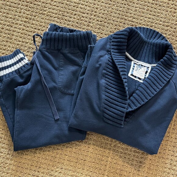 Old Navy Oversized Navy Sweatshirt / Pullover - Picture 8 of 8